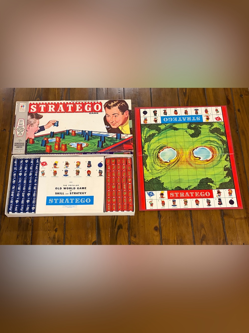 Vintage Stratego Board Game R4916 Somerville Canada Complete Milton Bradley